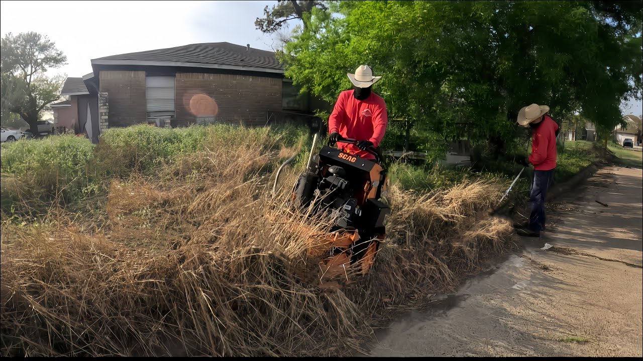 HOMEOWNER Wasn’t Home, But NEIGHBOR was So FED UP, That HE TOLD US To Go AHEAD and CUT It