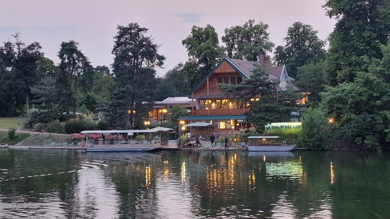 Le chalet des îles - bois de Boulogne - Paris