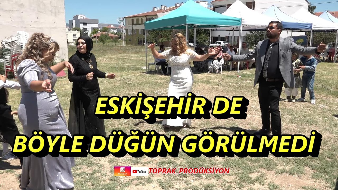 EMRAH TAŞÇELİK VE AİLESİ Oynuyor #romanhavası#romandüğünleri #toprakprodüksiyon #dance #2023 #belly
