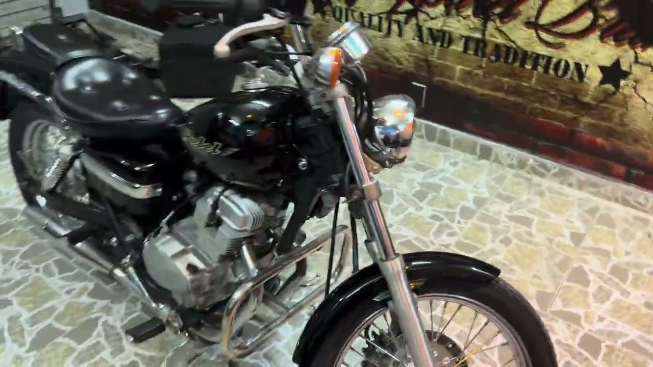 Honda Rebel 125 .  sx nhật xuất mỹ . Siêu hiếm .  Quý khách mến alo em tú ạ