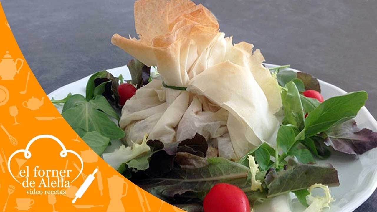 Saquitos de pasta filo con gambas y verduras