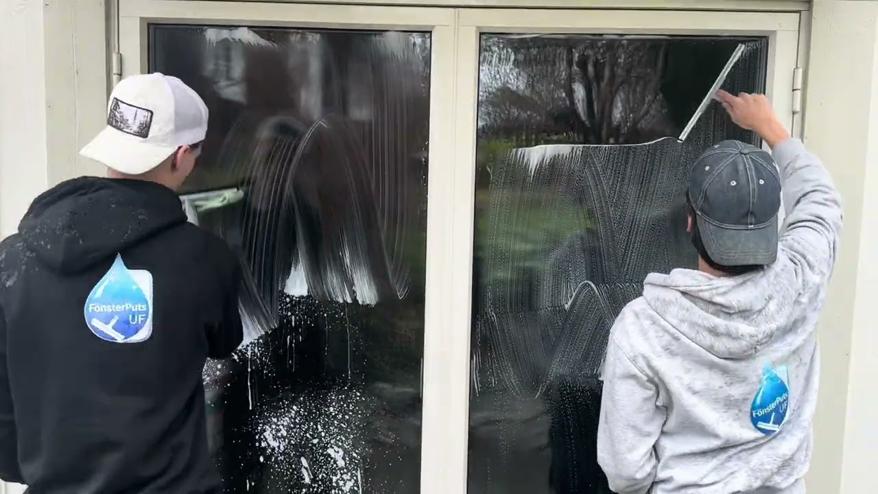 Årets Reklamfilm FÖNSTERPUTS UF