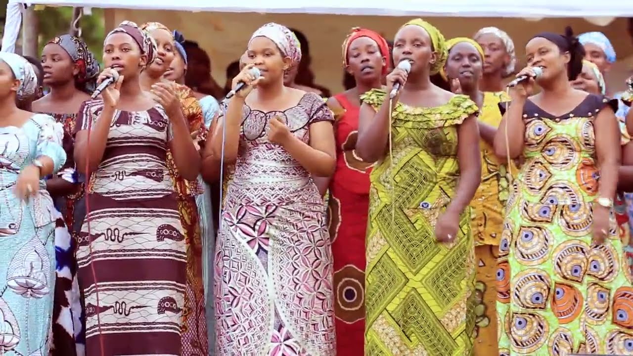 MUMAHEMA YAWE WASAFIRI CHOIR //  INDIRIMBO NZIZA CYANE YAHEMBUYE ABITABIRYE IGITERANE