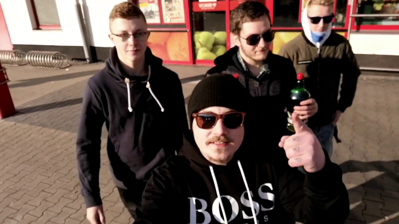 Opu&scaron;těn&yacute; bl&aacute;zinec v Dub&iacute;, (Vol.1) - Vlog z cesty