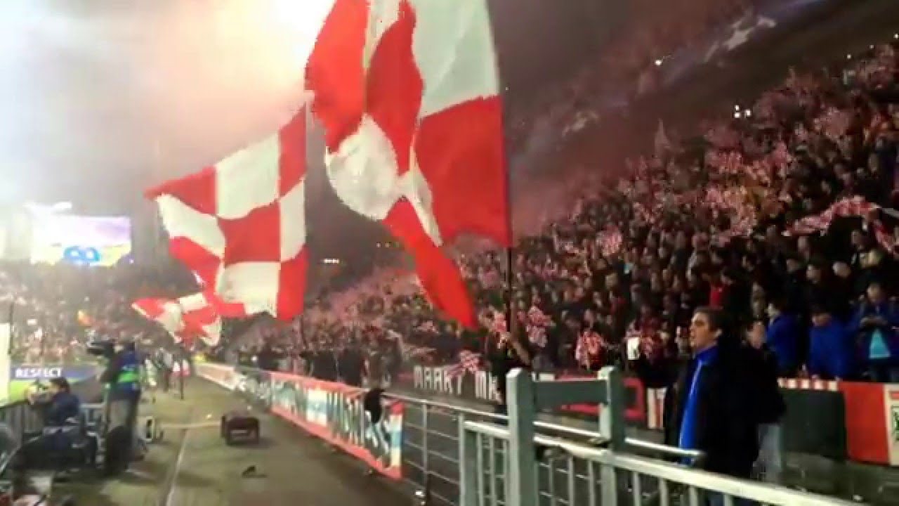 [Chant/Song] Oh PSV, Wat je met me doet Trots ben ik in voor en tegenspoed : PSV-CSKA Moskou