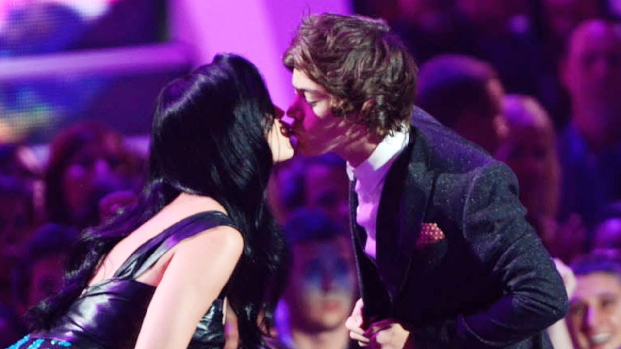 Celebrity Interactions That Made Us CRINGE