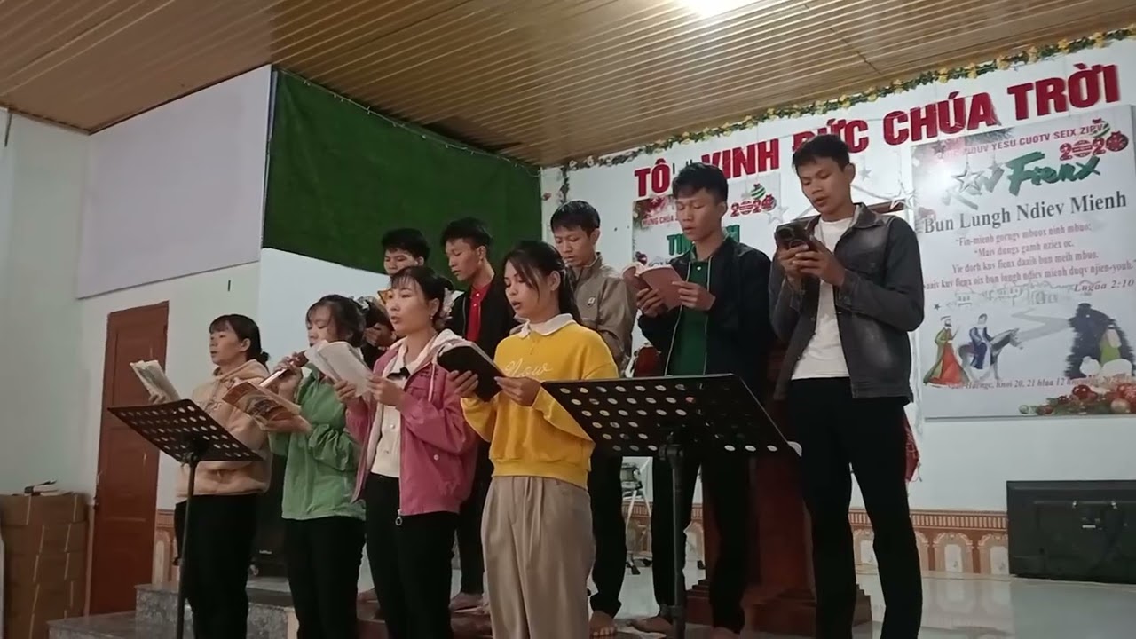 Iu-Mienh Nzung: Dongh Diuc Hnyouv Yiem Yesu