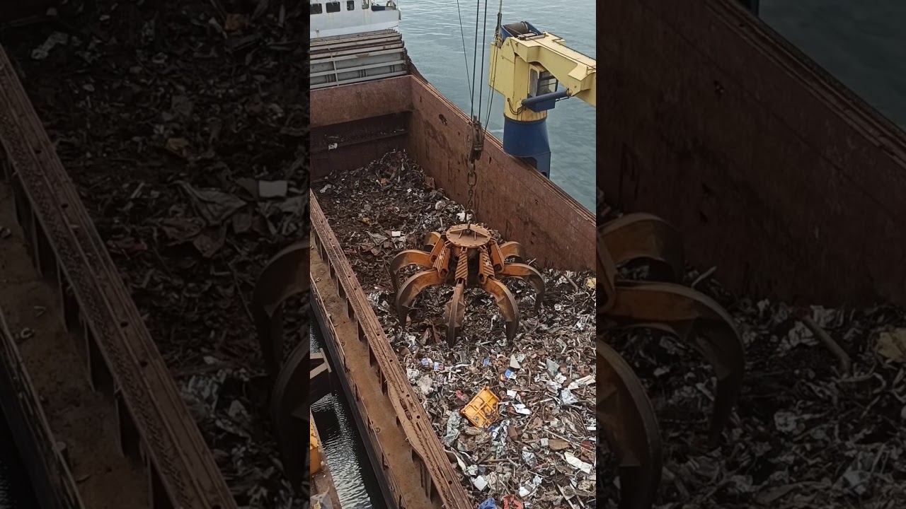 American tip liman vinci ve polip (ahtapot) ile gemi hurda boşaltım.