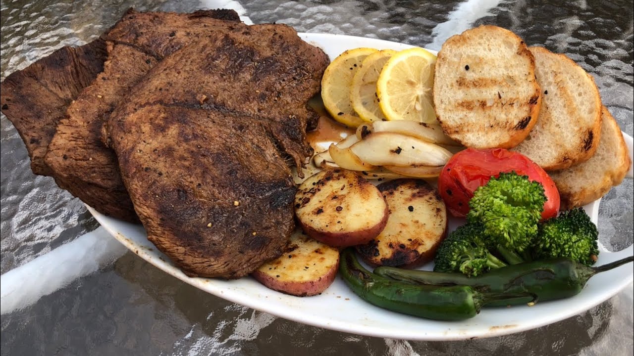 طريقة تتبيل لحم ستيك المشوي😍👌🏻 How to season grilled steak😍👌🏻