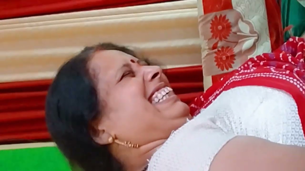 टीवी देखने गया है 🤣💥💫