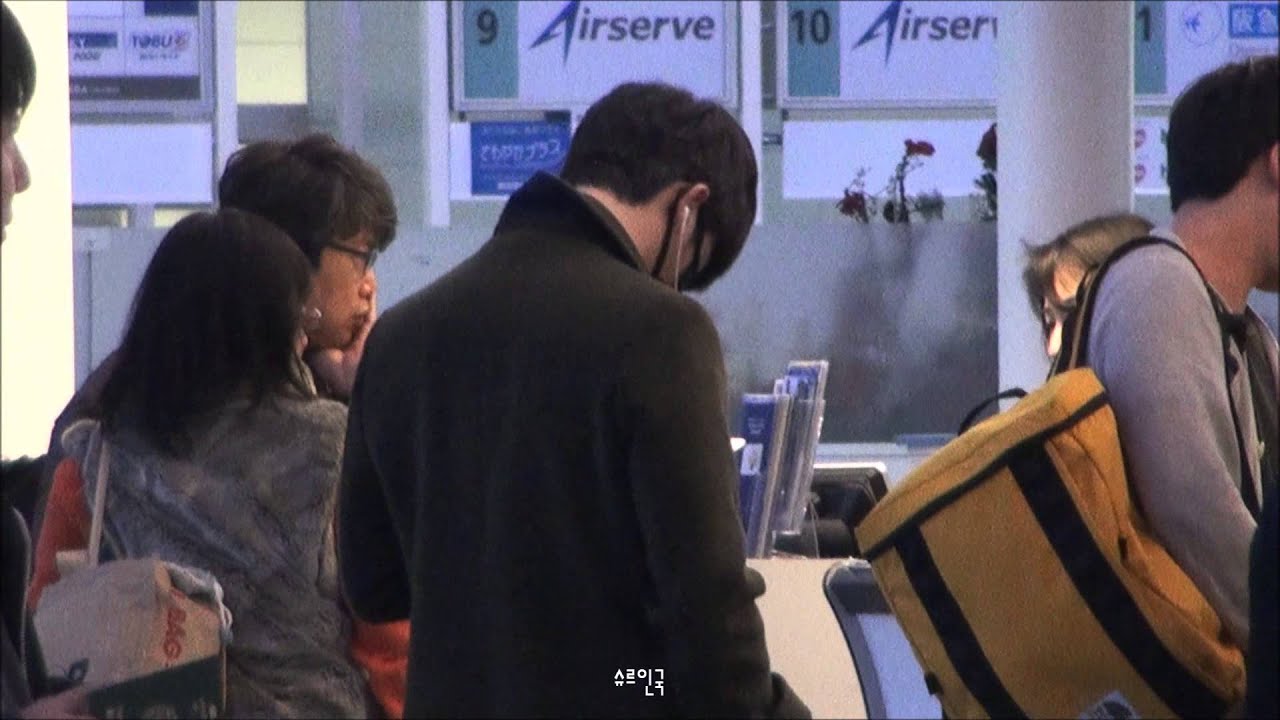 13 12 01 Haneda Airport _ Seo In Guk