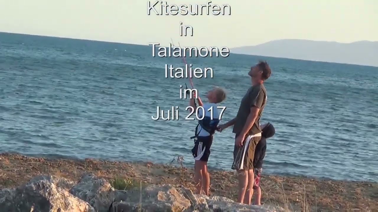 Luca lernt das Kitesurfen in Talamone 2017
