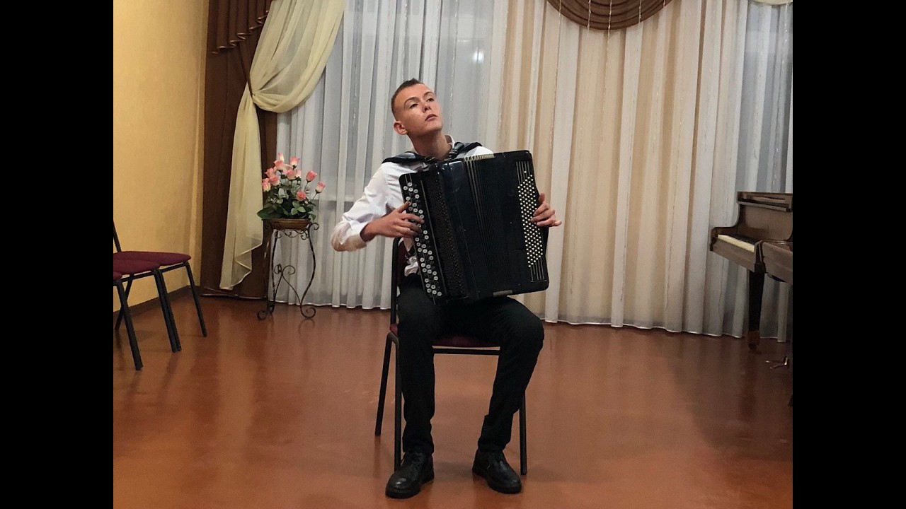 Й.С.Бах Прелюдія і фуга c-moll.вик. Нікіта Андріянов