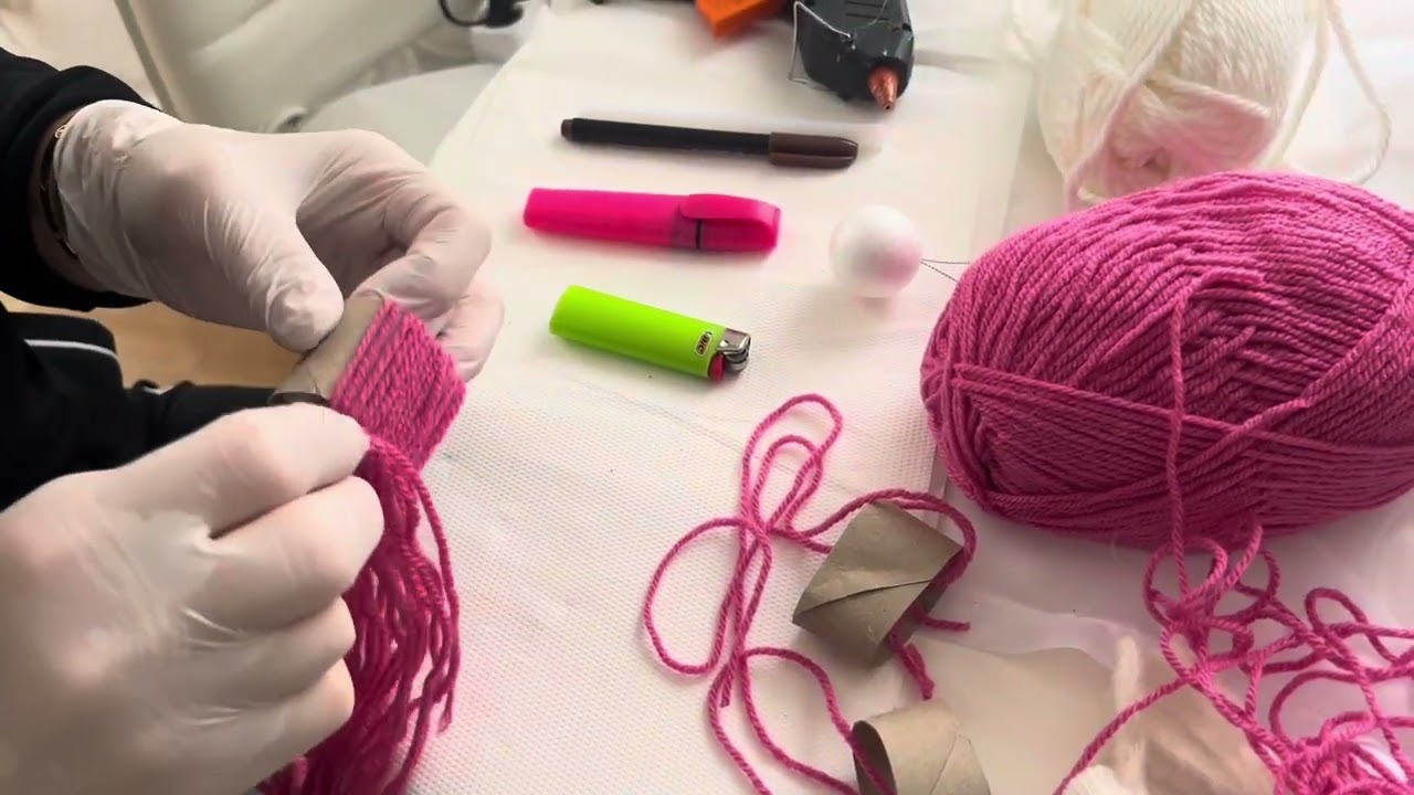 Weihnachtskranz mit kleinen Puppen selbstgemacht | DIY