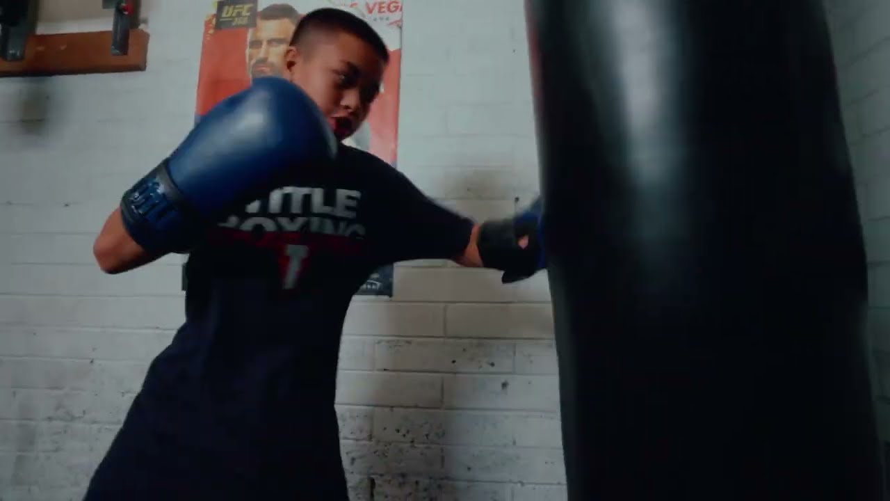 TITLE Boxing Vegan Fitness Bag Gloves 