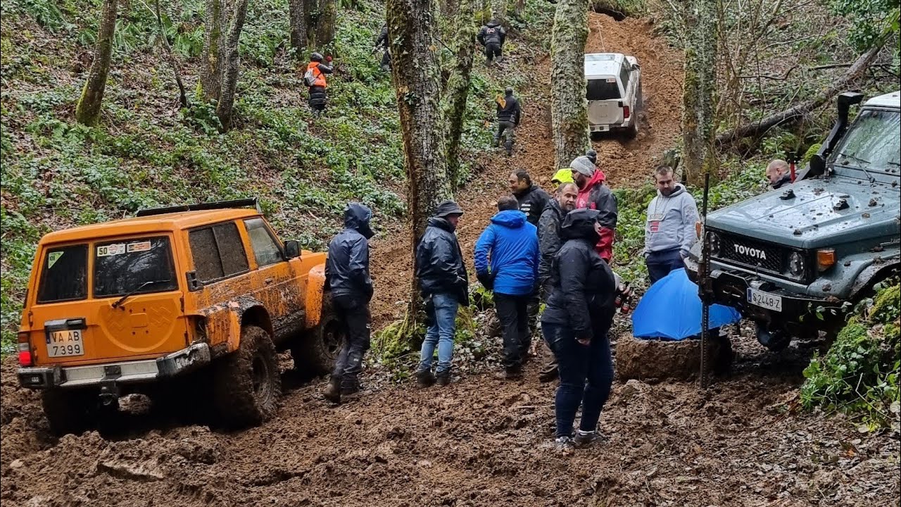 BARRIZAL en el 🌲BOSQUE 🌲ruta Pola de Allande #4x4 #offroad