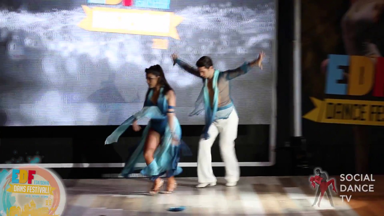 G&uuml;ney & Secil - Salsa Show | EDF 2018