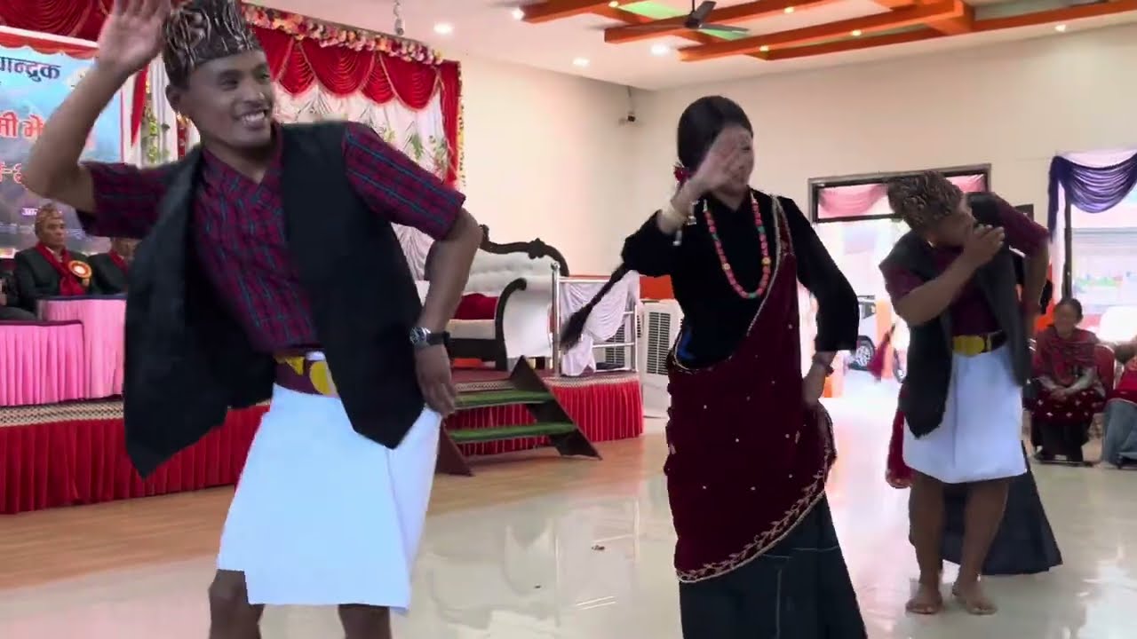 Muskuraudai Herney unilai ||kauda song|| dance by kromjey gurung -chelibeti❤️