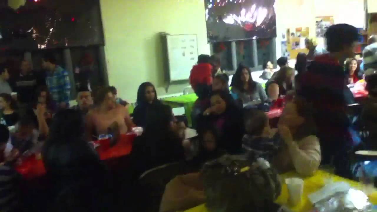en la posada en chicago con la gente del josefino de A 12-22-12