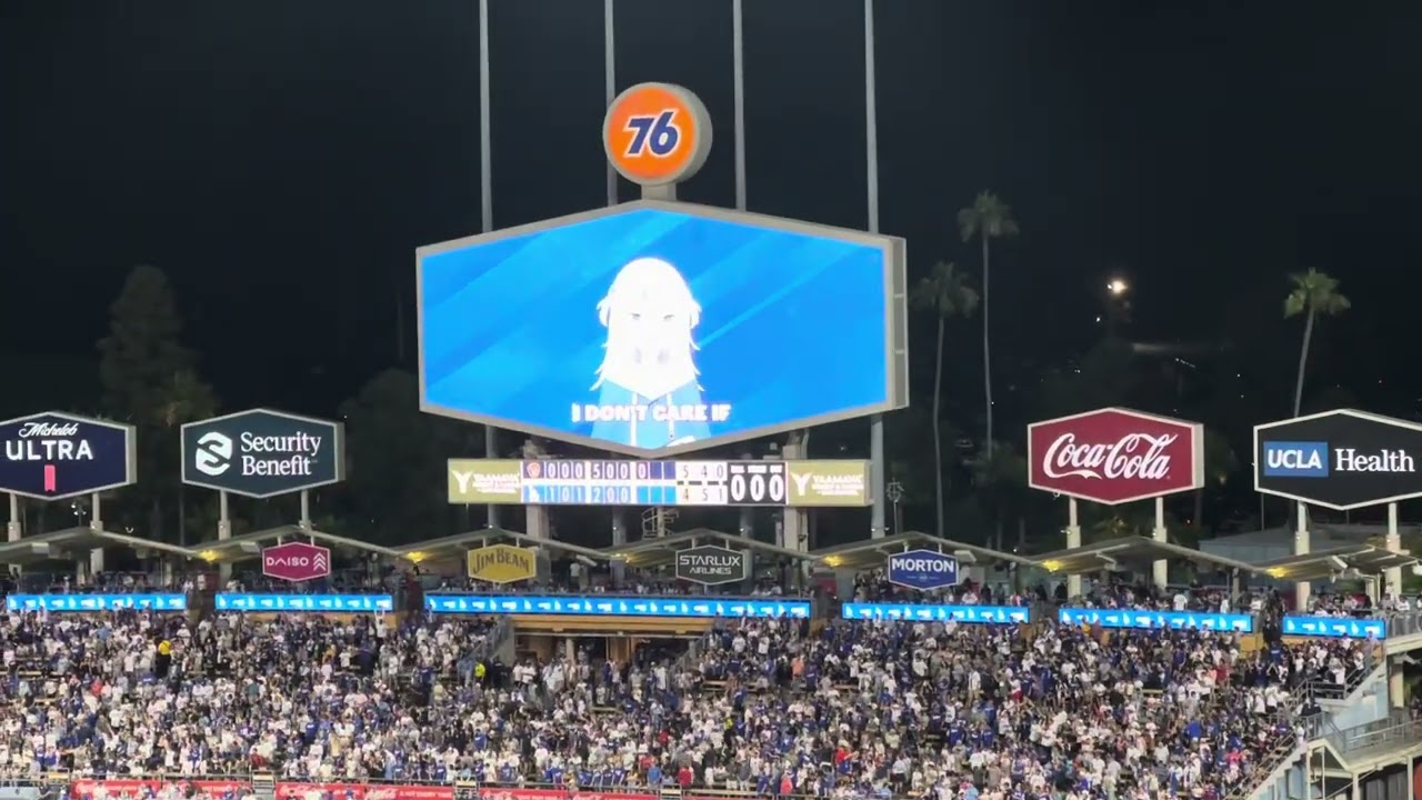 LA Dodgers Hololive Night Gawr Gura Sings “Take me Out to the Ball Game” ドジャースとホロライブのがうる・ぐら 7/5/24