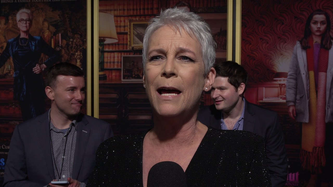 Knives Out Los Angeles Premiere - Itw Jamie Lee Curtis (official video)