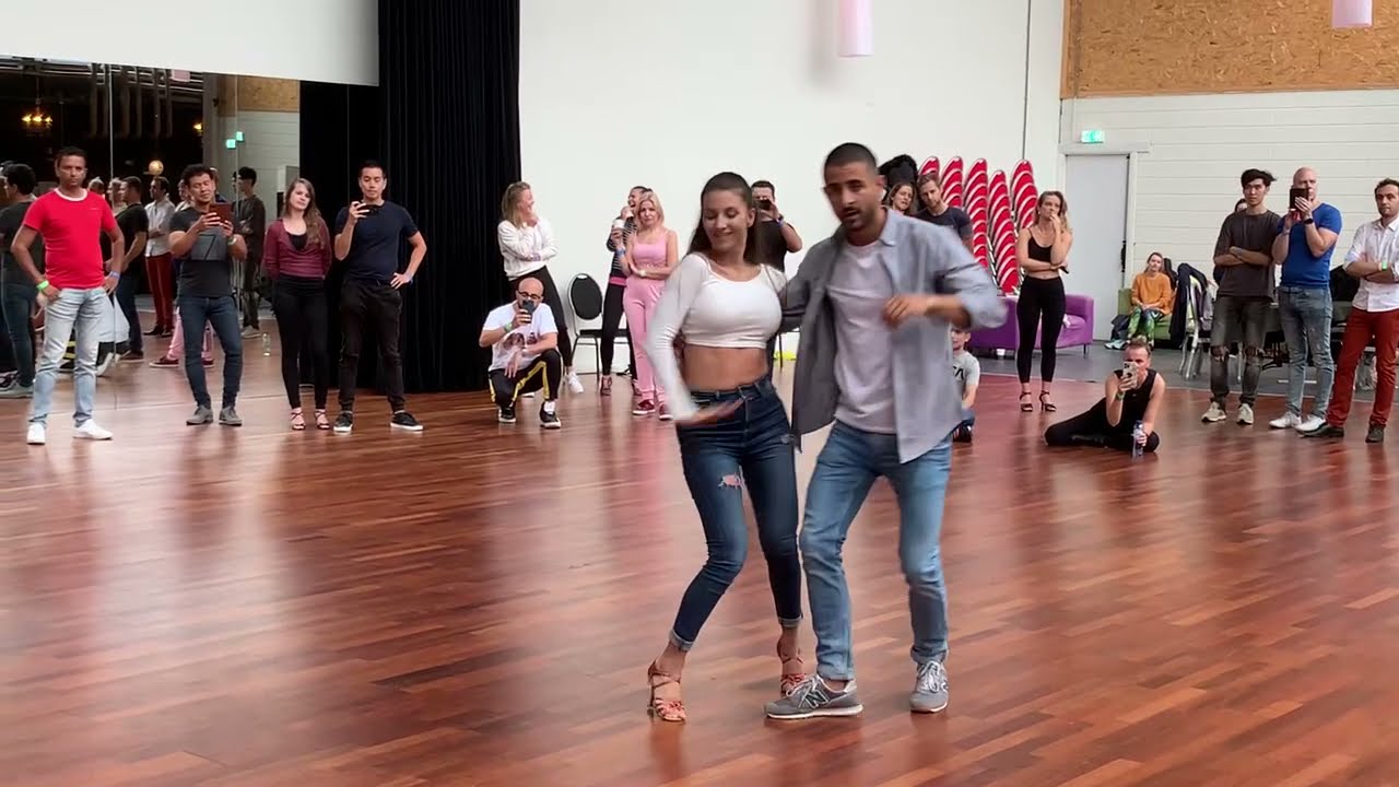 Bachata Demo, Niko & Lara - Passion2Dance at the Amsterdam International Bachata Festival 2021