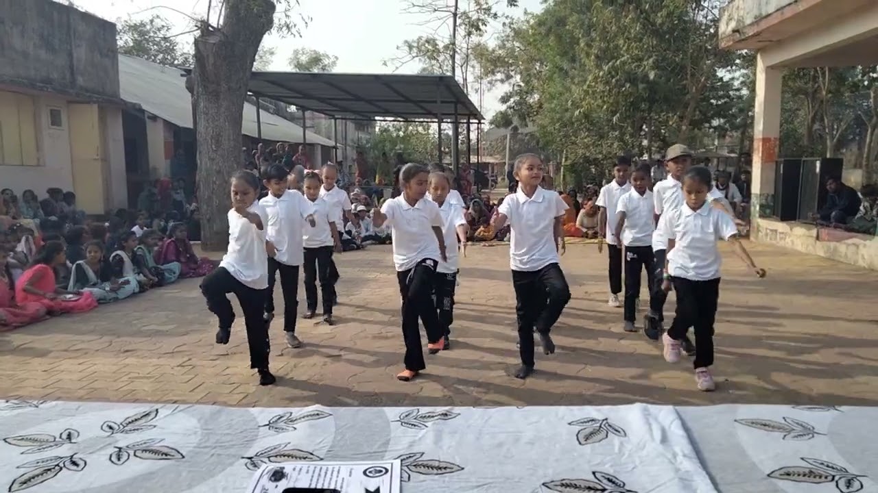 Nanna munna rahi dance. નન્ના મુન્ના રાહી હુ ડાન્સ.