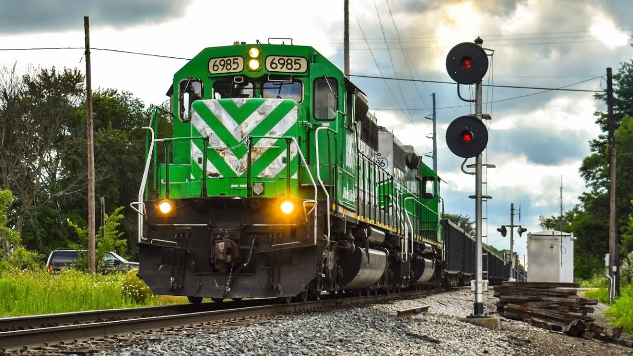 Wheeling & Lake Erie SD40s in Ohio