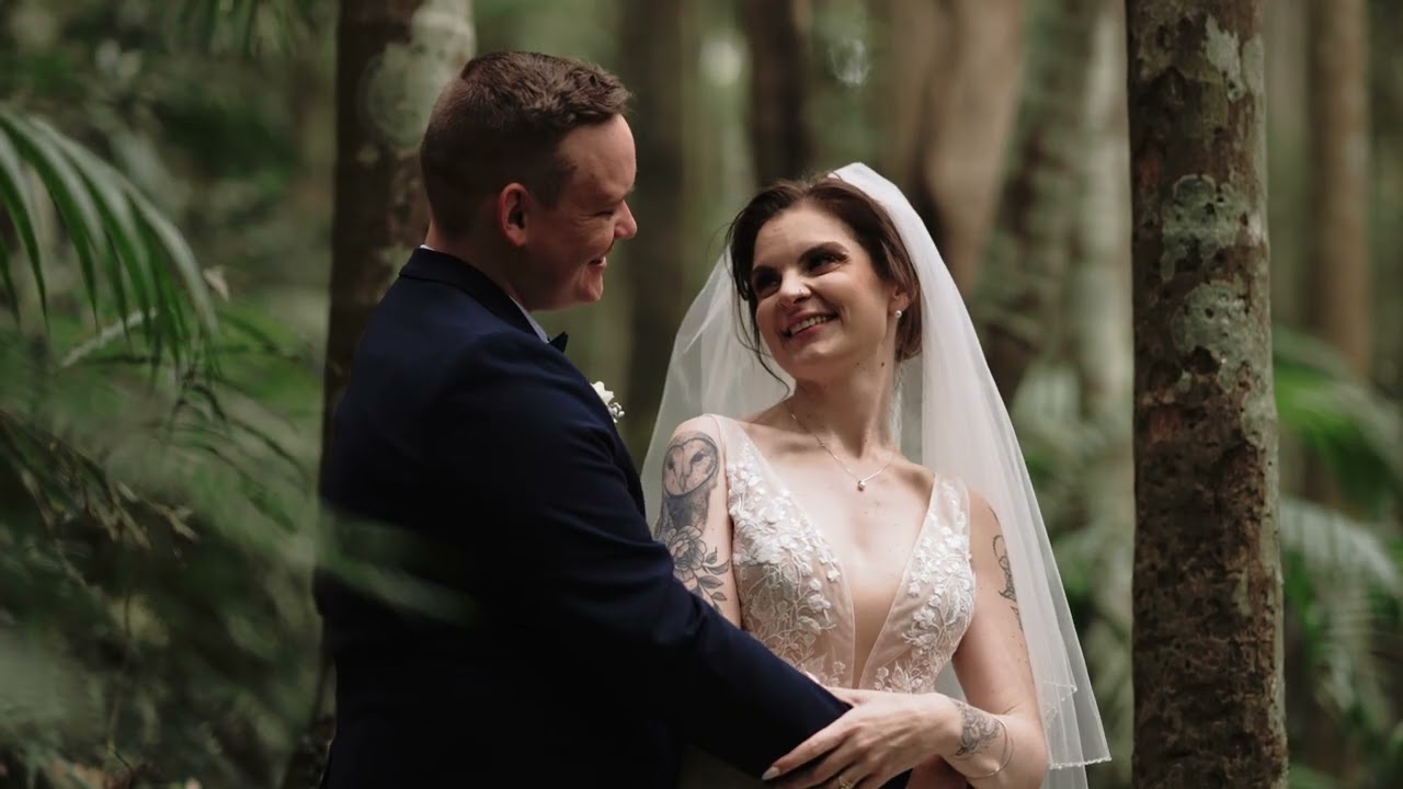 Tamborine Mountain Elopement — Amelia & Karl