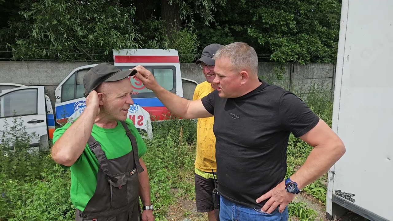 Motocykl w kurniku😀