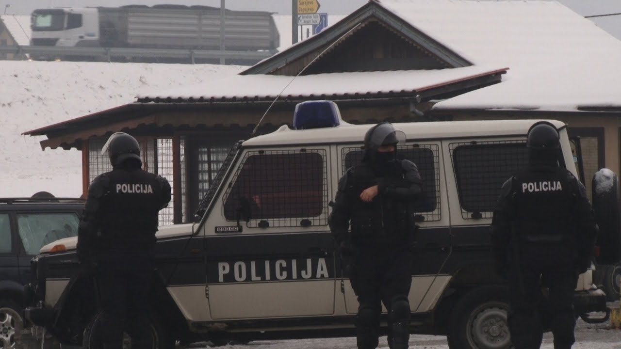 Snimak akcije policije na petlji Šićki Brod - 03.03.2018.