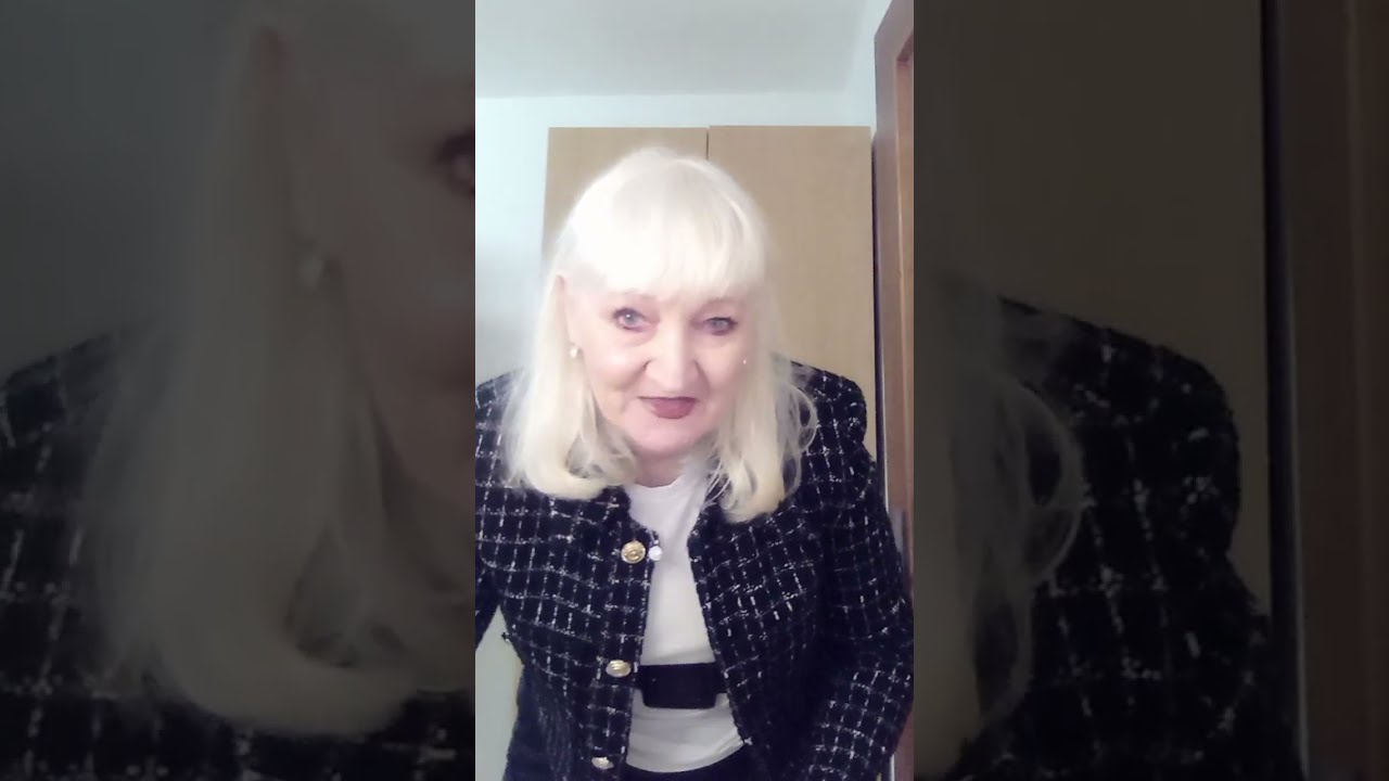 Демонстрація*нанесення* ,онлайн🧐 ,💄НОВИХ ПОМАД та ОЛІВЦІВ для губ💋,відповідних відтінків!🌹🇫🇷🛍