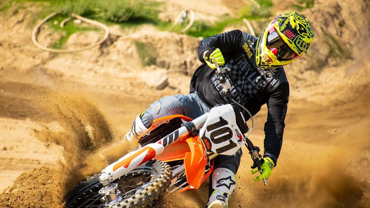 Racer X Films: 2019 KTM 450 SX-F Intro