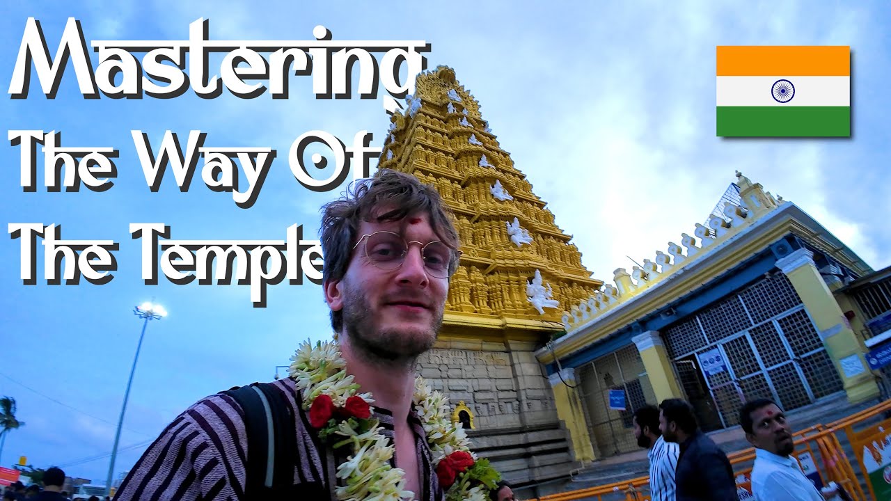 Mysore's Chamundi Hill Temple & Palace By Night 🇮🇳  Exploring India's Cultural Heritage