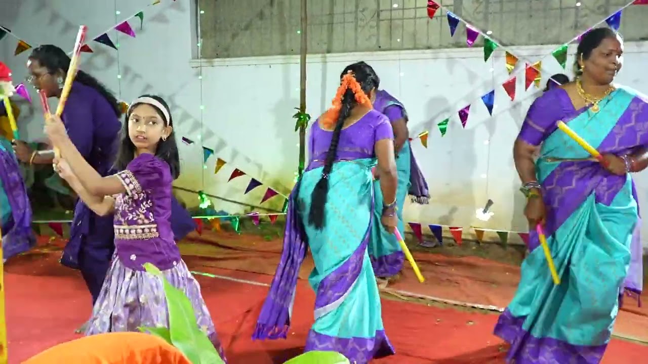 Sri Renuka Devi Kolata Brundham . Bangalore Guru: Padma Podhuthirugudu Povvu