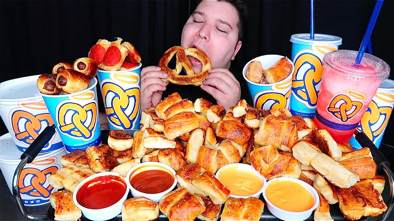 Trying EVERYTHING on the Auntie Anne's Menu • MUKBANG