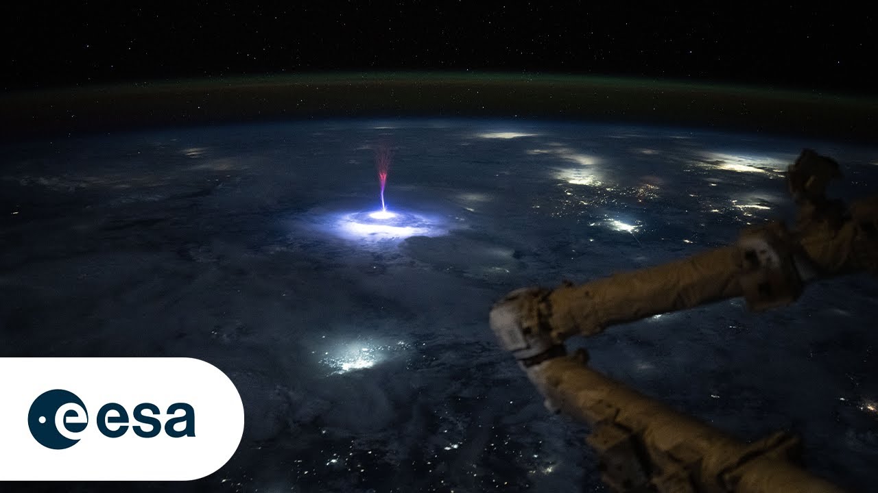 Nature&rsquo;s fireworks from space