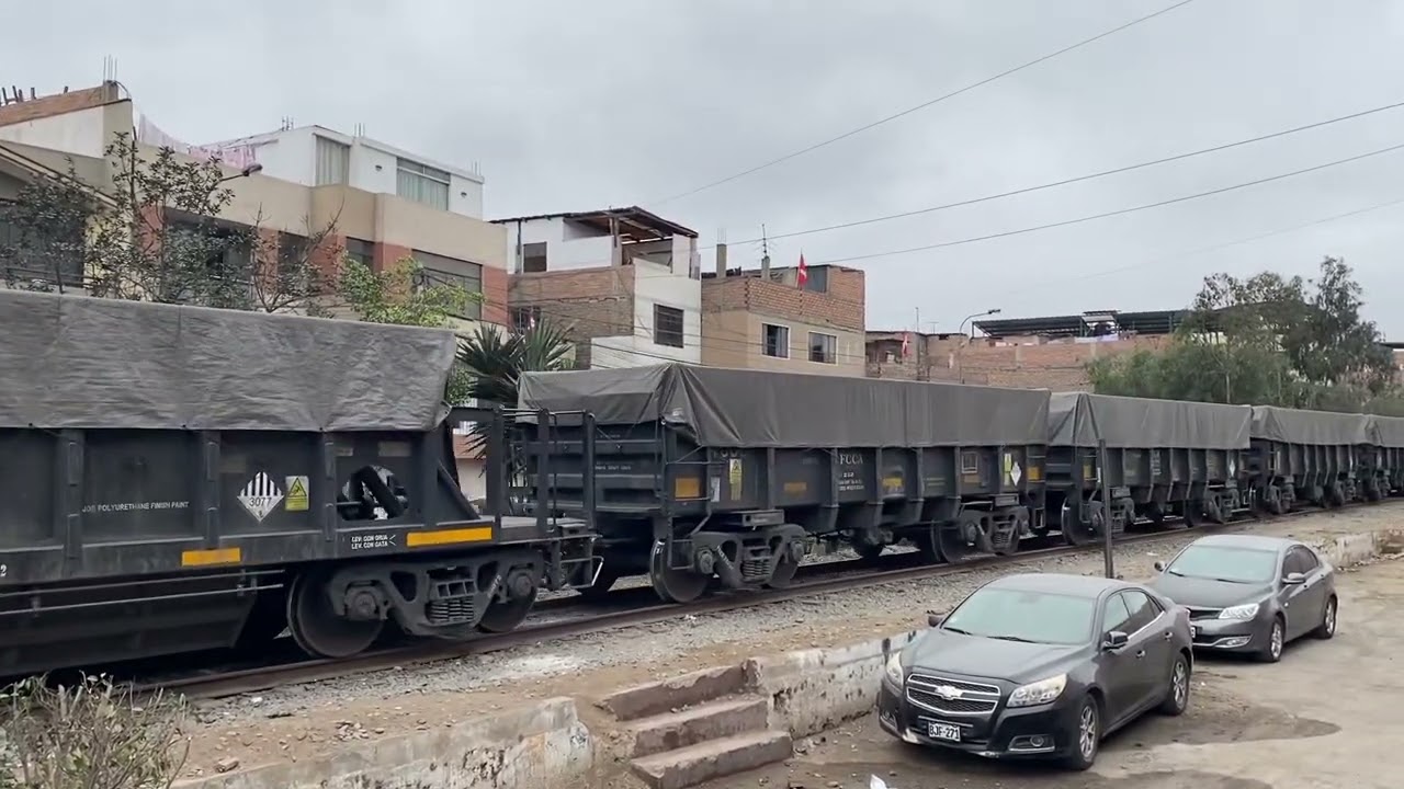 Trío FVCA # 702 EMD JT26CW-2B - FCCA # 1024 EMD SD40T-2 & FVCA # 539 EMD G22CW (03-08-2025)