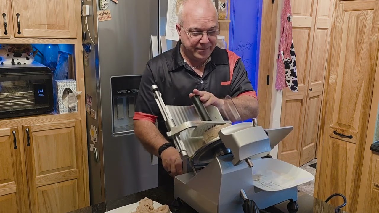 Обзор коммерческой мясорубки с использованием домашнего мясного фарша
