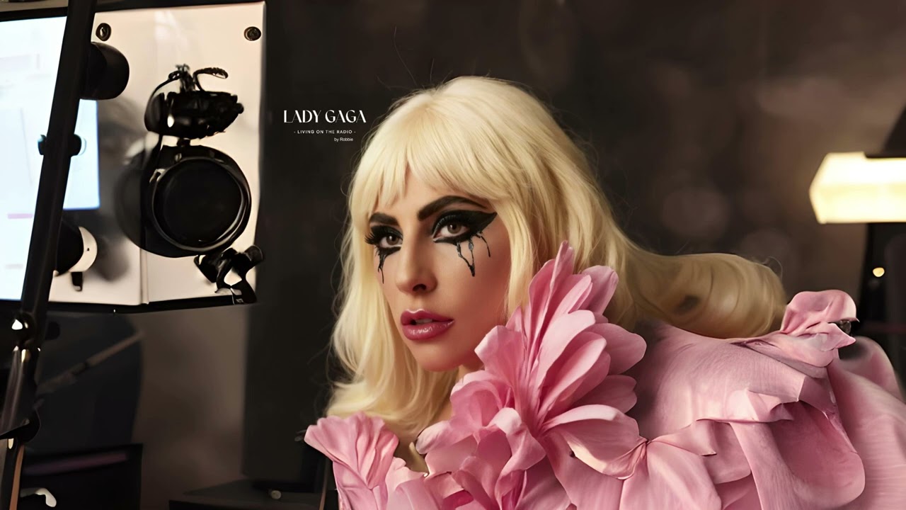 Lady Gaga - Living On The Radio [AI Rework]