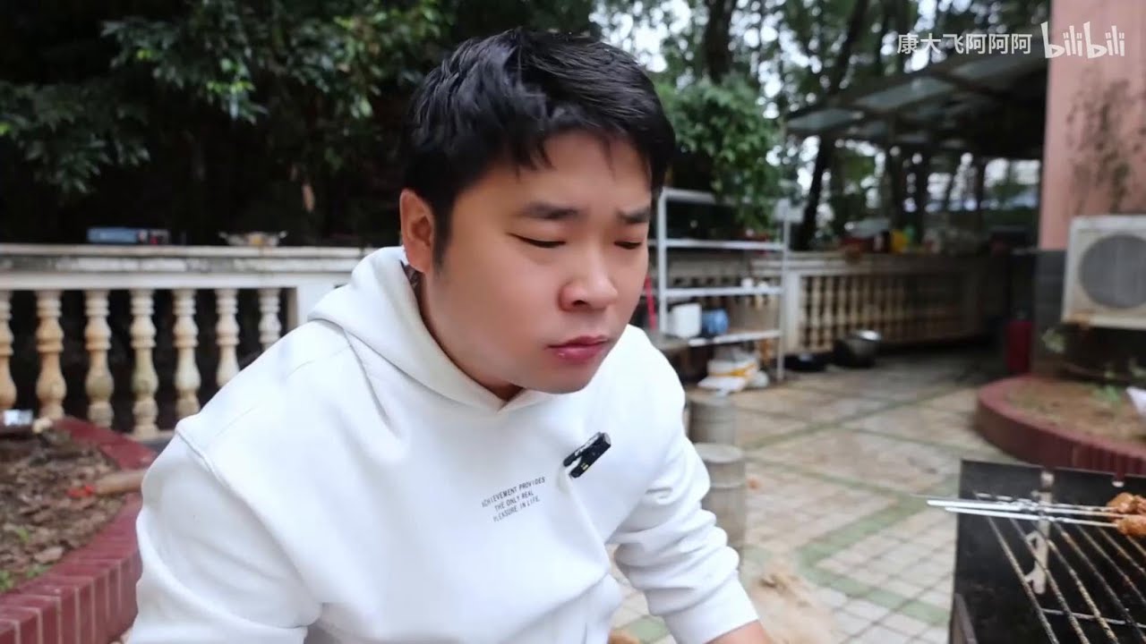 自己炭烤2斤鸡腰子，这玩意儿劲有那么大吗?
