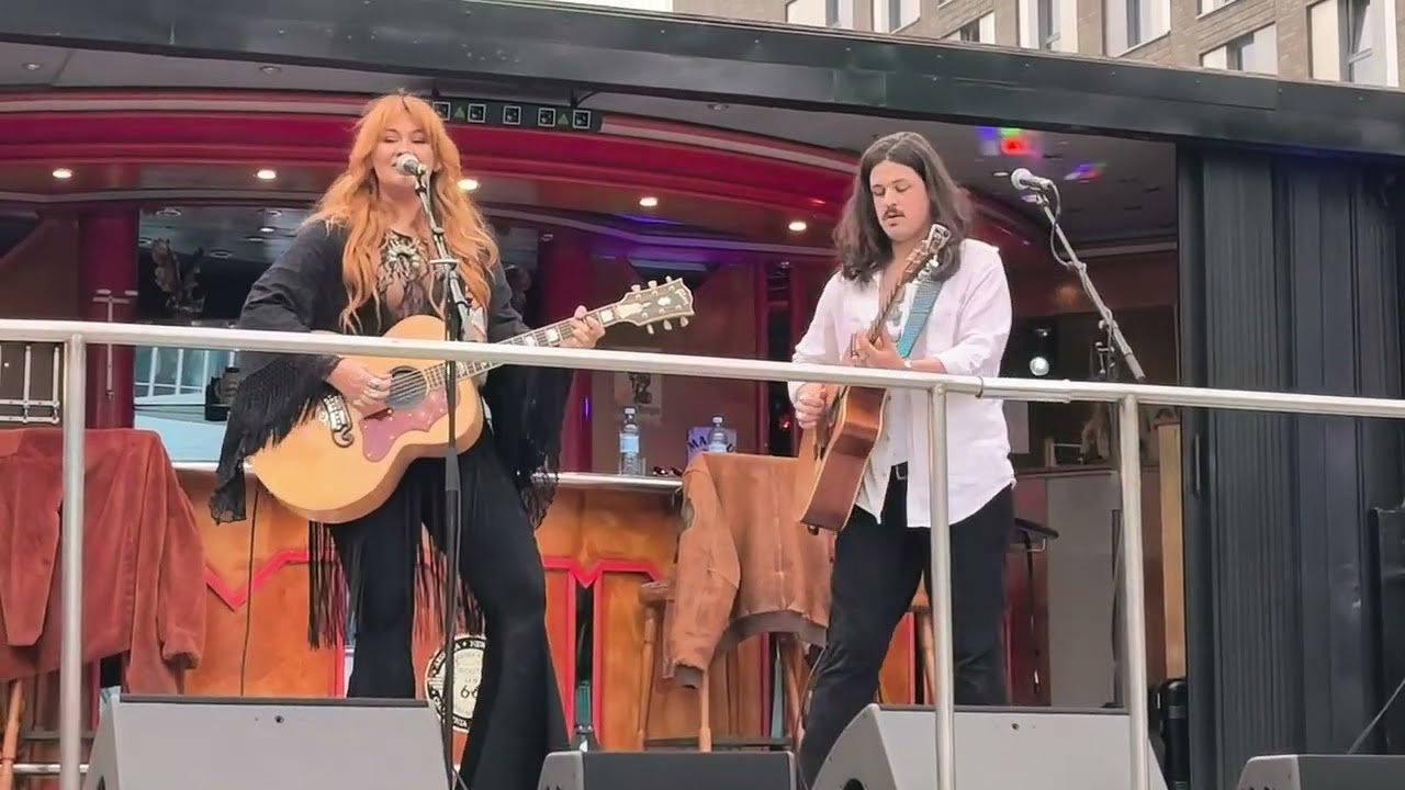 Sinead Burgess & Blake O'Connor - Momma Raised A Ramblin Man LIVE @ C2C Festival Berlin 08.03.2026