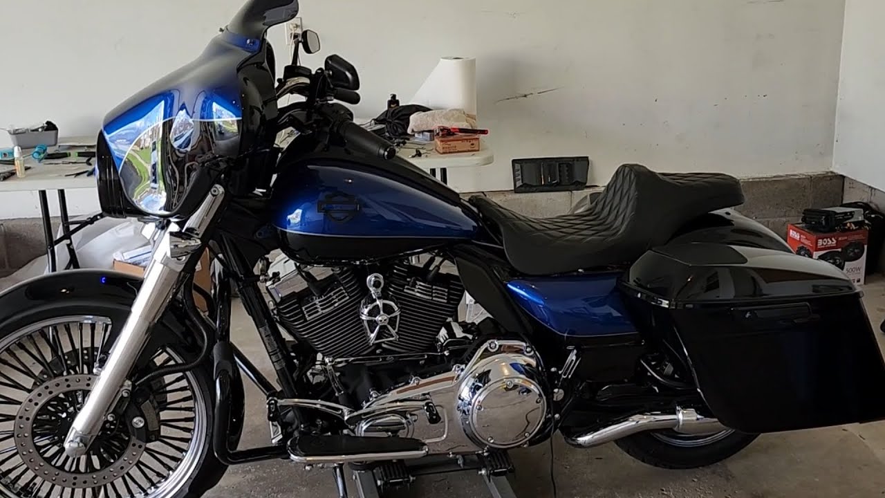 Harley-davidson 99-13 inner fairing swap part 2