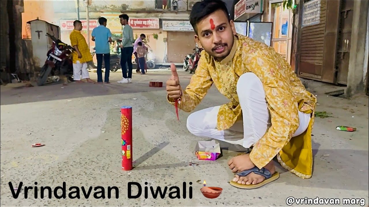 Diwali of Vrindavan 🌟 You might have never seen such a Chosar Leela 🥳