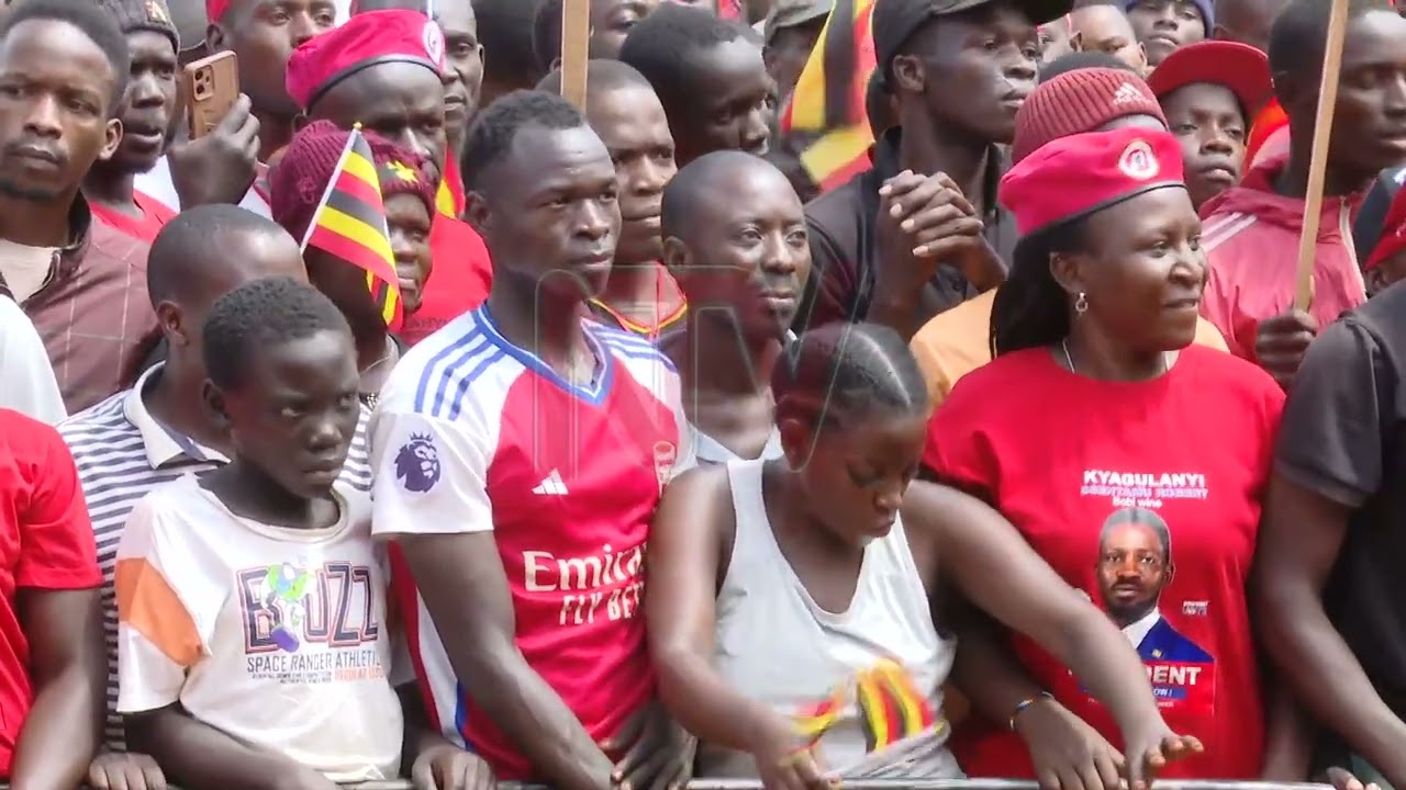 Robert Kyagulanyi asiimye abawagizi be olw’okugumira obugubi poliisi bwe bayisaamu
