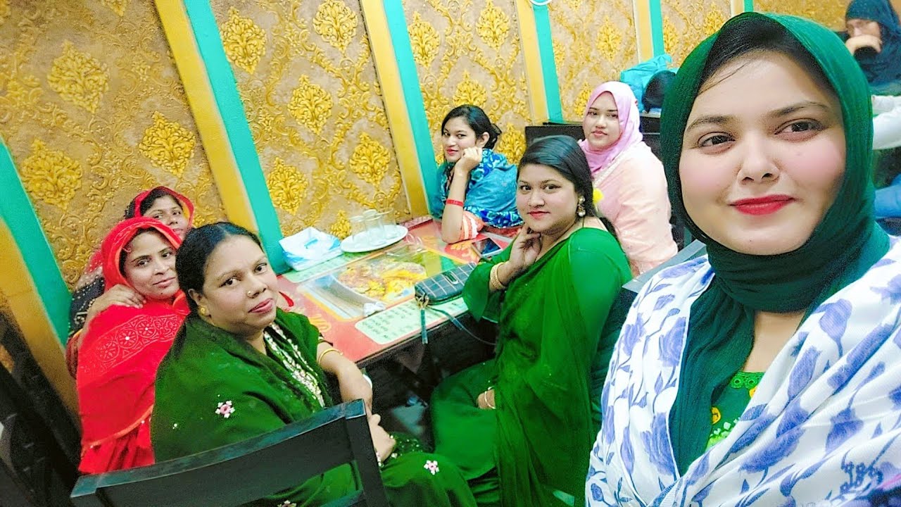 সবাই মিলে পিকনিক করলাম 