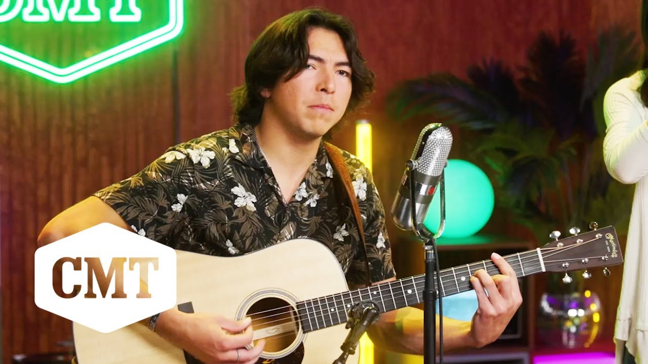 Wyatt Flores Performs 