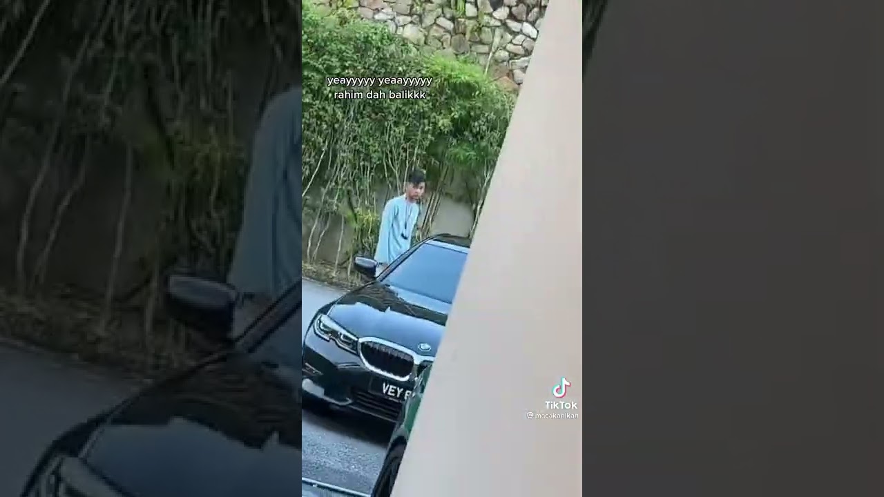 Marsya bagi hadiah kat rahim 💼