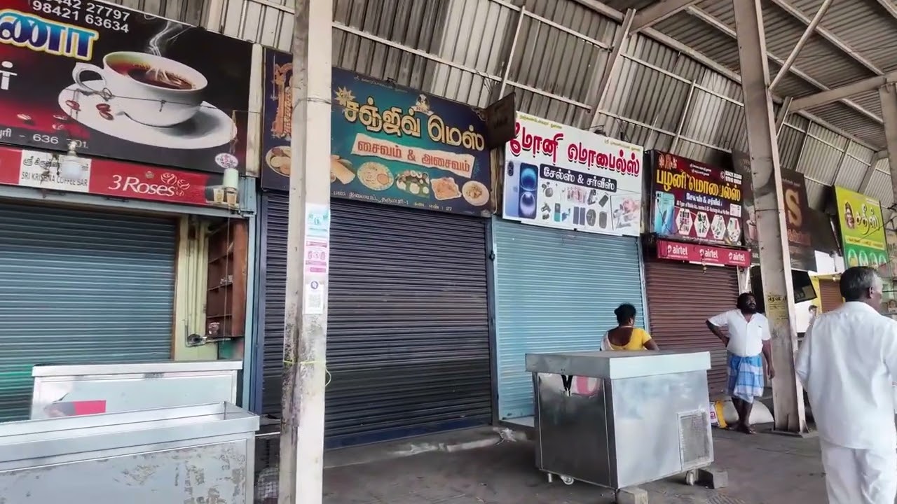 தருமபுரி புறநகா் பேருந்துநிலையம் ராஜகோபால்  பேருந்து நிலையத்திலேயே இயங்க வணிகா்கள் கடையடைப்பு..