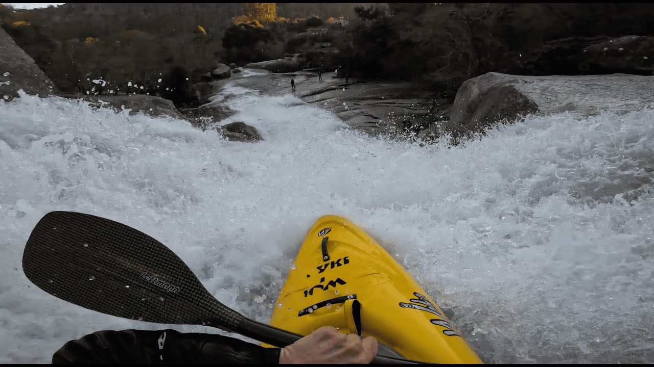 Panadeiro Slide - Galicia - Paddler: Urko Cot
